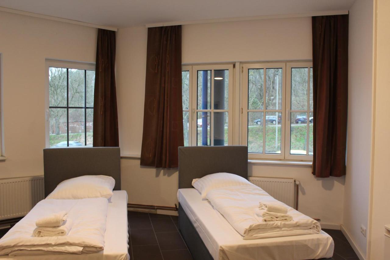 David's Hostel *