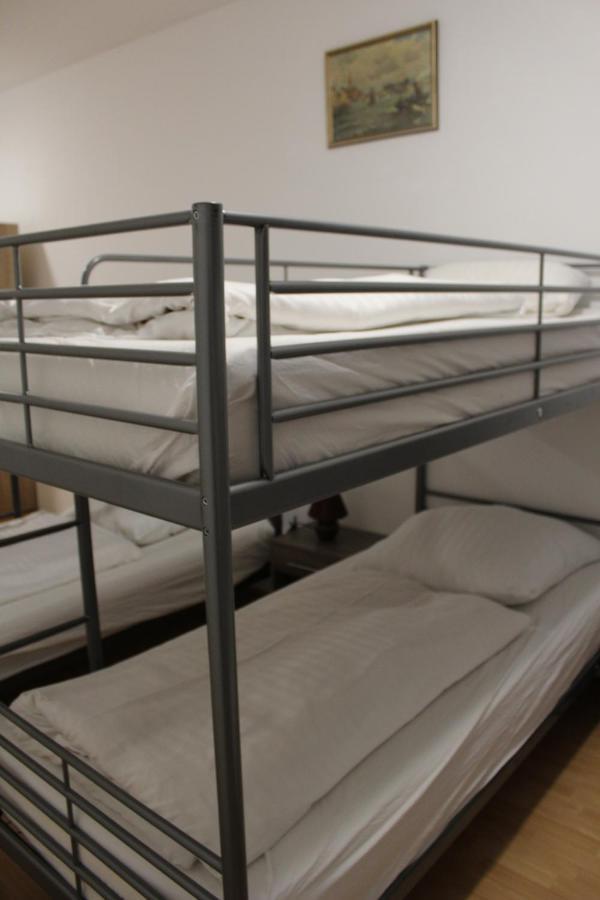 David's Hostel *